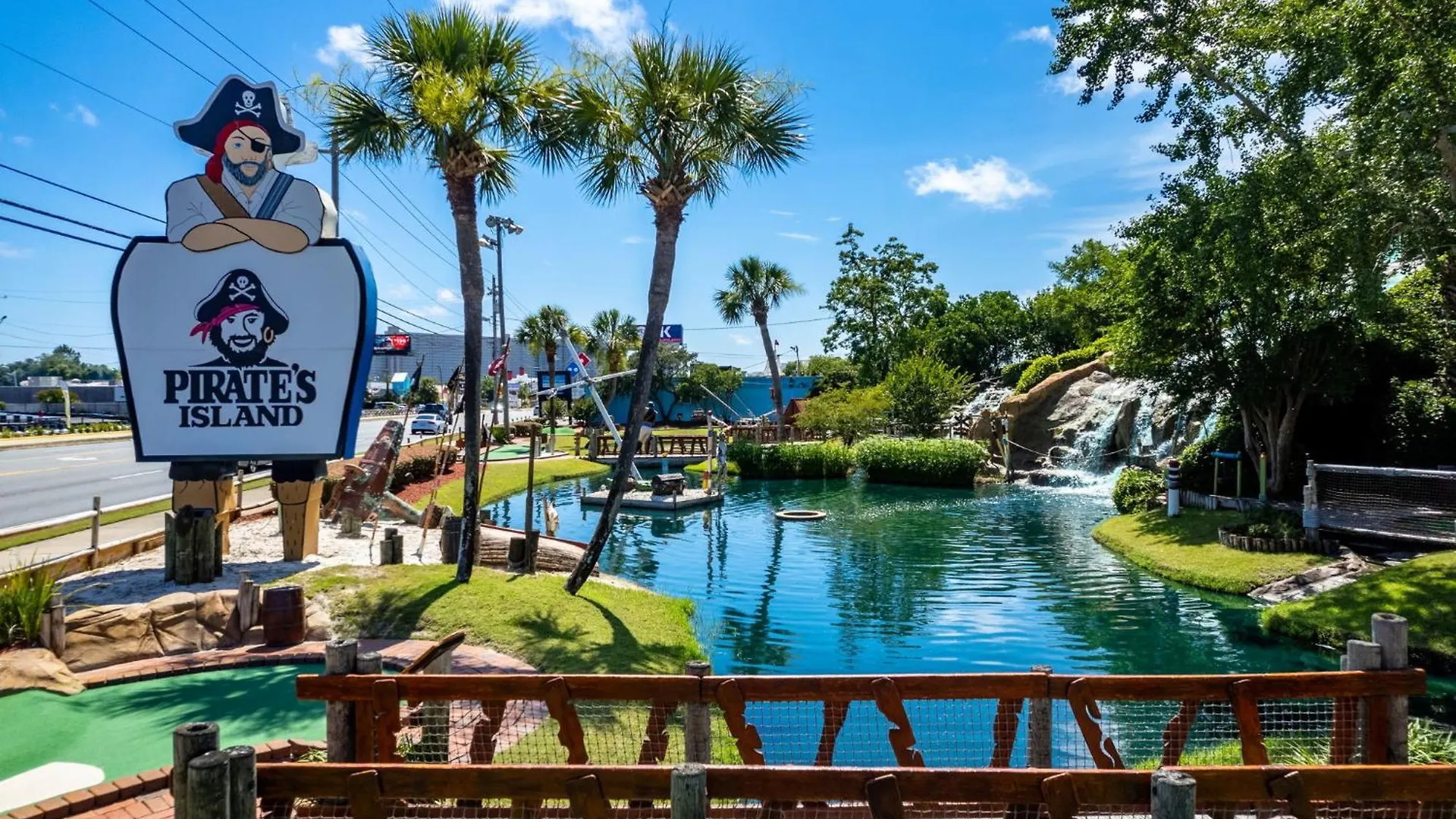 Modern Townhome Close To Beach, Restaurants, Entertainment! By Dolce Vita Getaways Pcb Panama City Beach Apartment