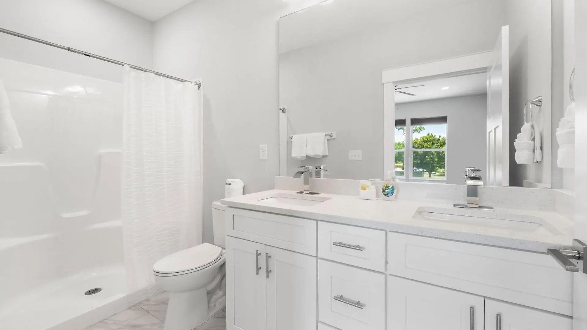 Apartment Modern Townhome Close To Beach, Restaurants, Entertainment! By Dolce Vita Getaways Pcb Panama City Beach United States