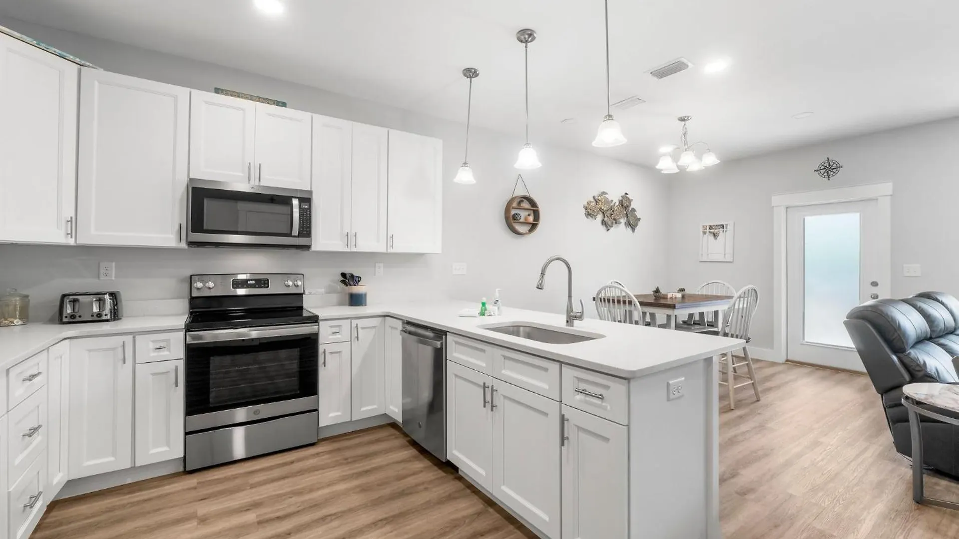 Apartment Modern Townhome Close To Beach, Restaurants, Entertainment! By Dolce Vita Getaways Pcb Panama City Beach