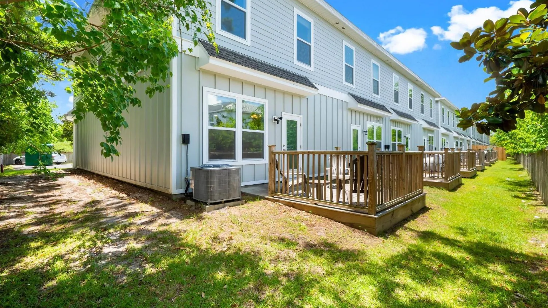 Modern Townhome Close To Beach, Restaurants, Entertainment! By Dolce Vita Getaways Pcb Panama City Beach