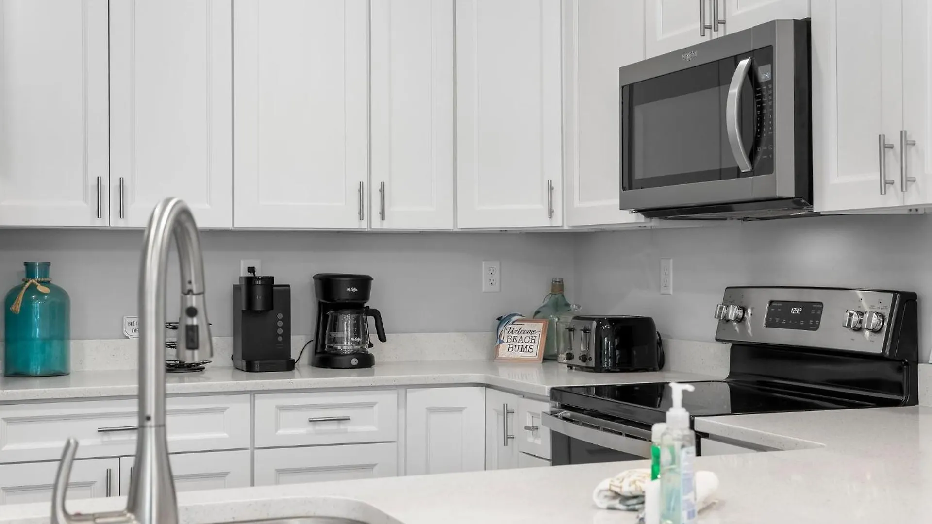 Modern Townhome Close To Beach, Restaurants, Entertainment! By Dolce Vita Getaways Pcb Panama City Beach